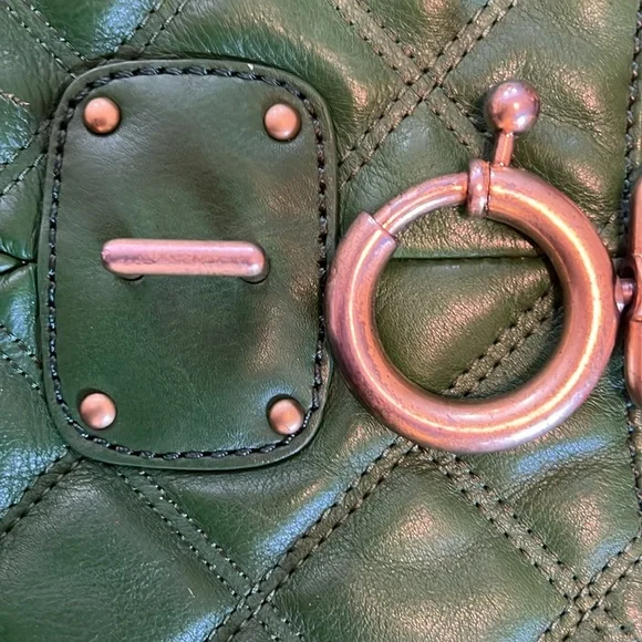 J. Crew🌹VINTAGE ‘08’ large Quincy green quilted - Picture 6 of 9